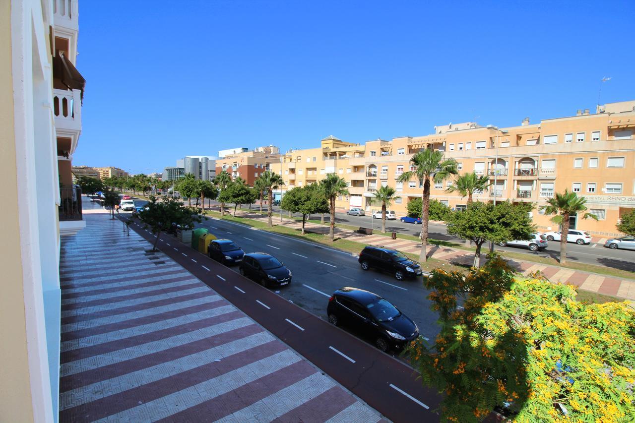 Ferienwohnung Vivaldi Roquetas De Mar Exterior foto